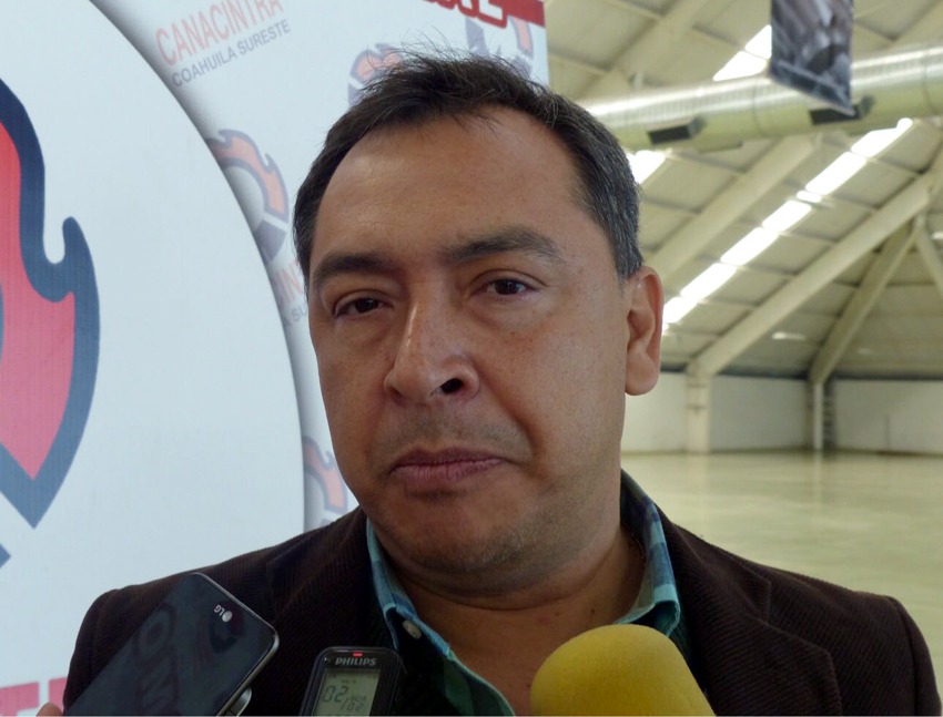 Antonio Serrano, Especialista en Economía y Catedrático de la Facultad de Economía de la UAdeC
